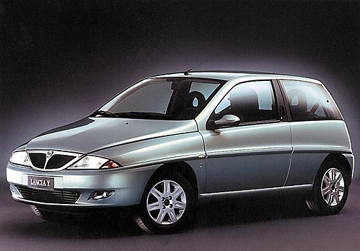 lancia y 2001